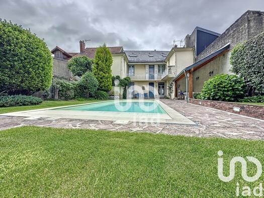 Maison de ville à vendre 649 000 € 9 pièces 6 chambres 364 m² 524 m² de terrain Pradeau-Gare-Rue G.Lassale Tarbes 65000