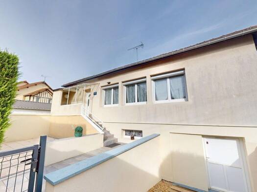 Maison de plain-pied à vendre 212 000 € 5 pièces 4 chambres 99 m² 505 m² de terrain Saint Michel Evreux 27000