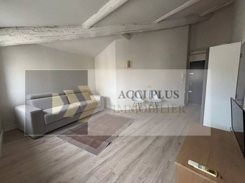 Maison à louer, 24m², NIMES