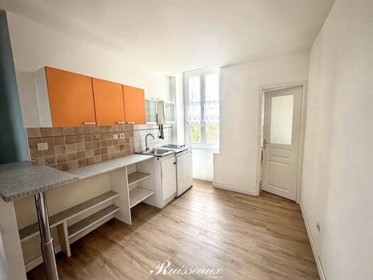 Appartement à vendre 126 000 € 2 pièces 1 chambre 39,82 m² Étage 2/2 Dijon 21000