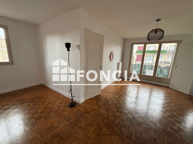 Maison à louer, 43m², SAINT MAUR DES FOSSES