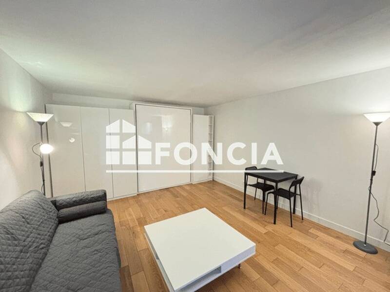 Maison à louer, 26m², PARIS 18E