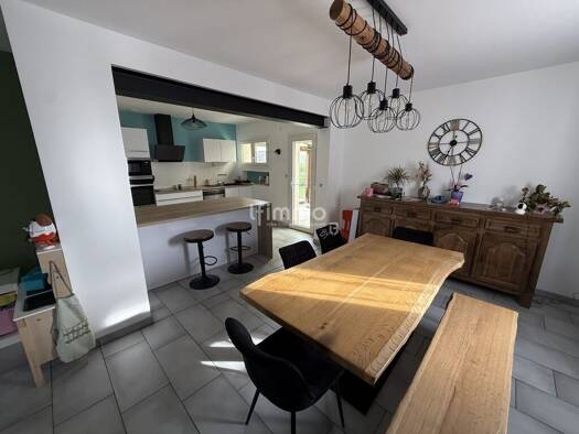 Maison de plain-pied à vendre 239 000 € 5 pièces 3 chambres 106 m² 673 m² de terrain Hestroff 57320