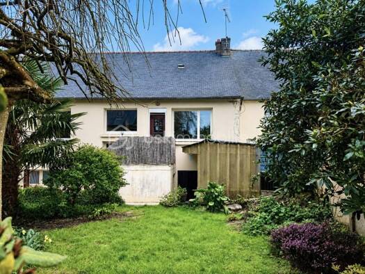 Maison de ville à vendre 149 900 € 6 pièces 3 chambres 174 m² Le Mené 22330