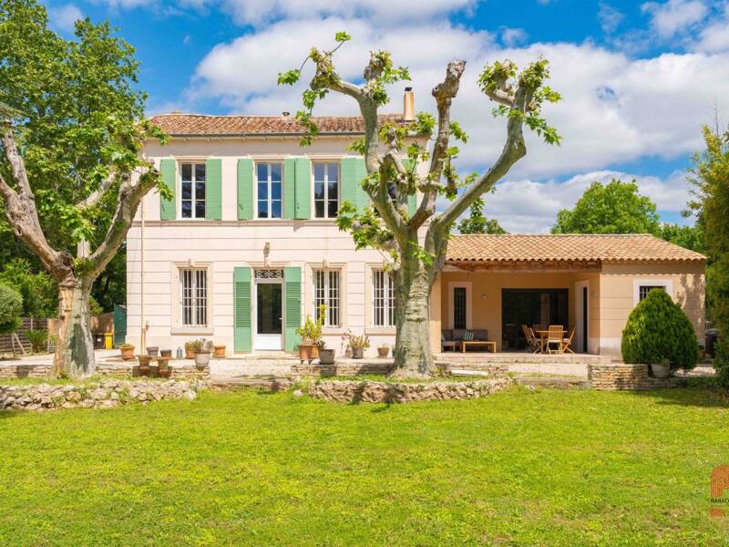 Maison à vendre, 334m², MARSEILLE 12E