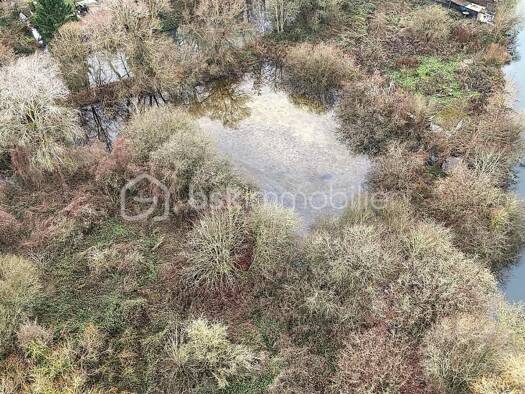Propriété de loisirs à vendre 29 000 € 2 325 m² de terrain Saint Acheul Amiens 80000