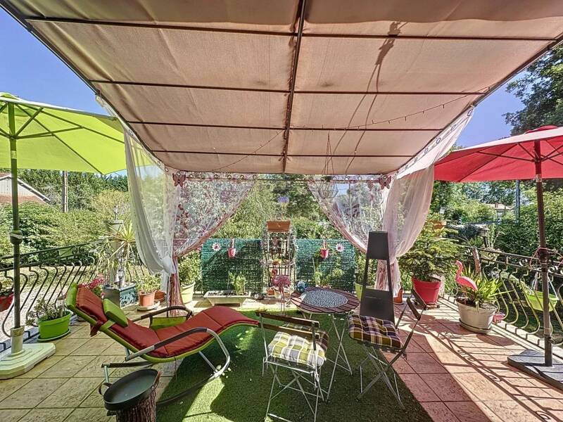 Maison à vendre, 350m², VIC EN BIGORRE