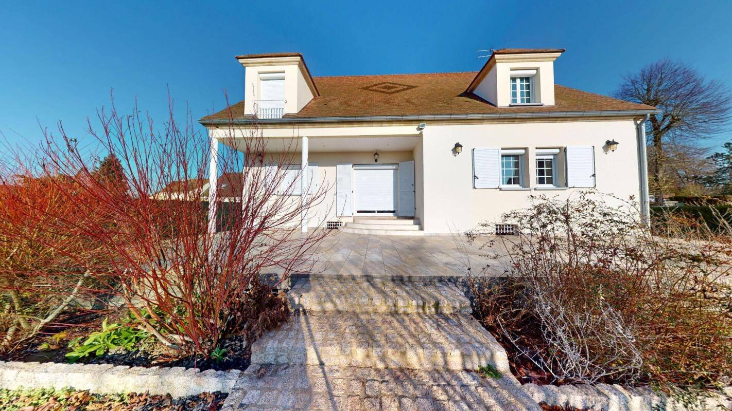 Maison à vendre, 284m², ROZAY EN BRIE