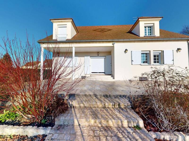 Maison à vendre, 284m², ROZAY EN BRIE
