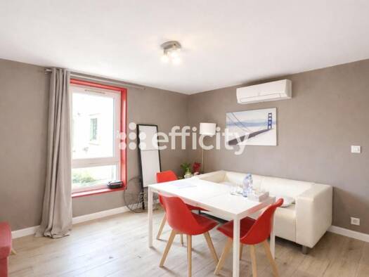 Duplex à vendre 140 000 € 3 pièces 2 chambres 58 m² 2ème étage Centre Ville Berre-l'Étang 13130