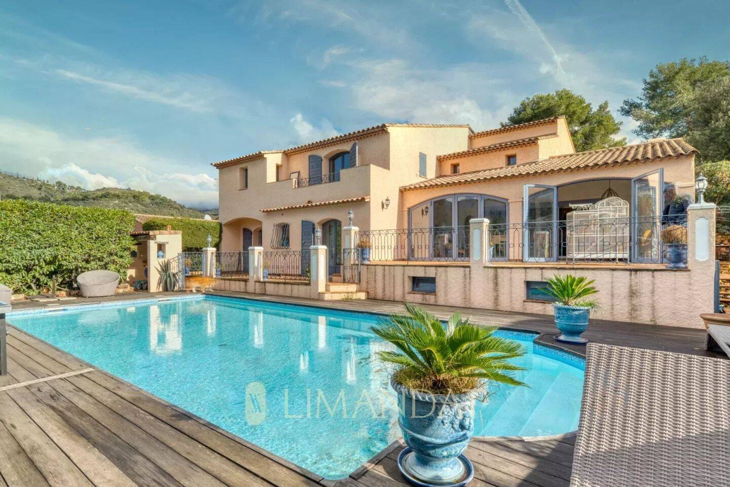 Maison à vendre, 252m², LA TURBIE