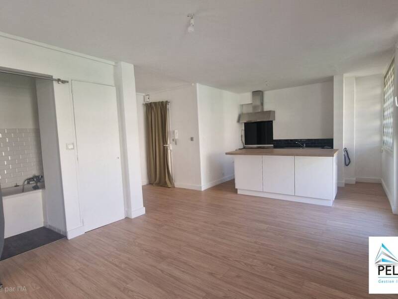 Maison à louer, 55m², MARSEILLE 7E