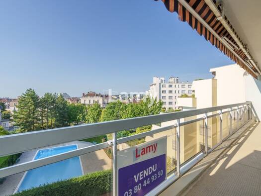 Appartement à vendre 399 400 € 5 pièces 3 chambres 112,5 m² 5ème étage Eugene Spuller Dijon 21000