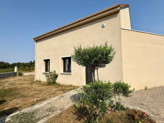 Maison à vendre - Première occupation 355 000 € 4 pièces 3 chambres 134 m² 466 m² de terrain Milly-la-Forêt 91490