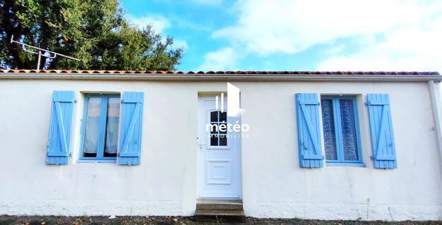 Maison à vendre 107 500 € 2 pièces 45 m² Nord Est Lucon 85400