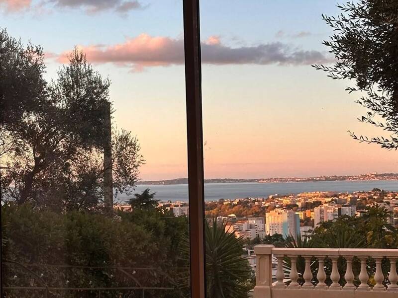 Maison à louer, 136m², NICE