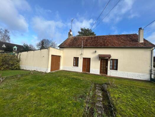 Maison de plain-pied à vendre 115 000 € 3 pièces 2 chambres 60 m² 480 m² de terrain Héloup 61250