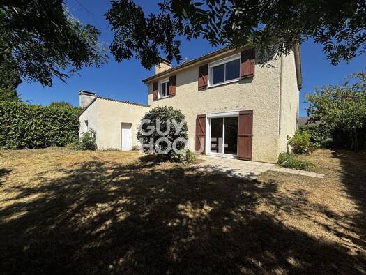 Maison à vendre 370 000 € 6 pièces 4 chambres 124 m² 443 m² de terrain Centre Ville Guilherand-Granges 07500