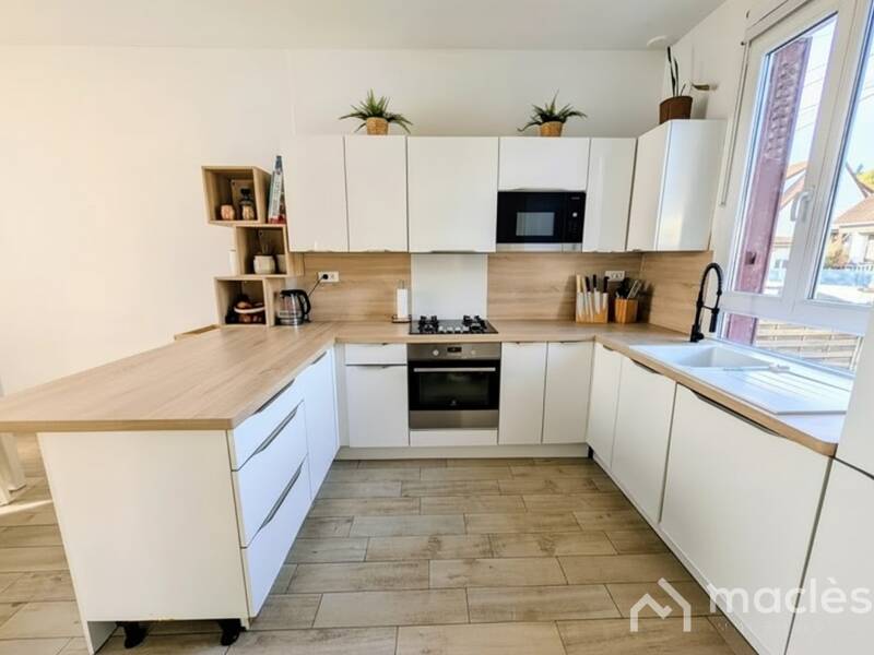 Maison à vendre, 85m², EZANVILLE