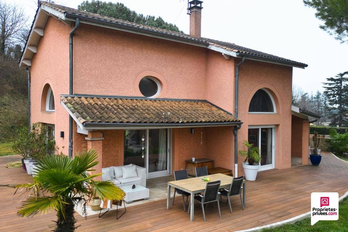 Maison à vendre, 295m², FONTAINES SAINT MARTIN