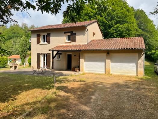 Maison à vendre 199 800 € 5 pièces 4 chambres 138 m² 2 516 m² de terrain Annesse-et-Beaulieu 24430