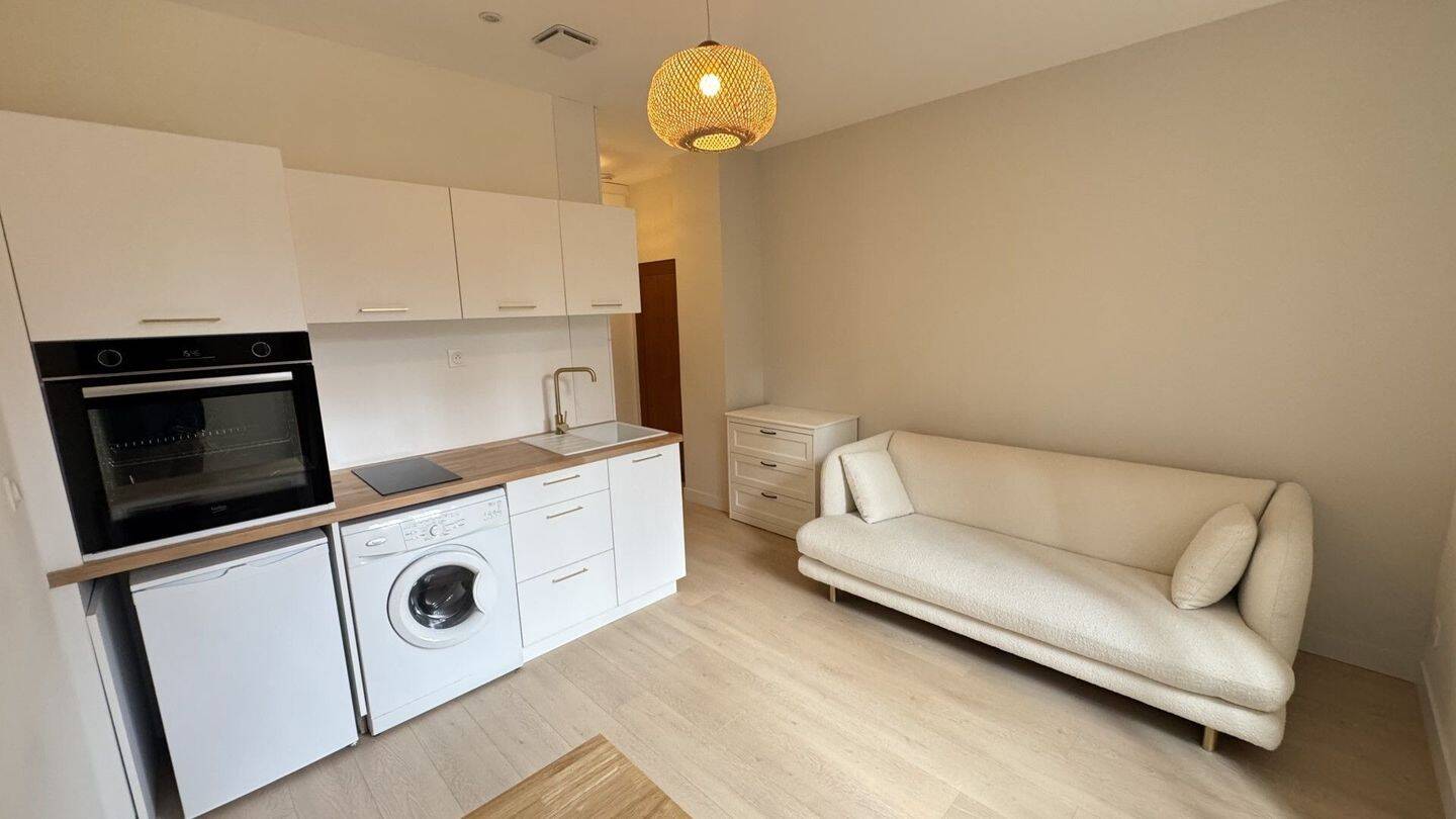 Maison à louer, 18m², TASSIN LA DEMI LUNE