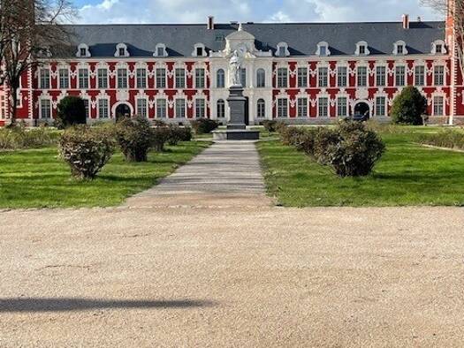 Appartement à louer - Première occupation 590 € 1 pièce 34,9 m² Étage 2/2 Wattiessart-Mouchonnière Seclin 59113