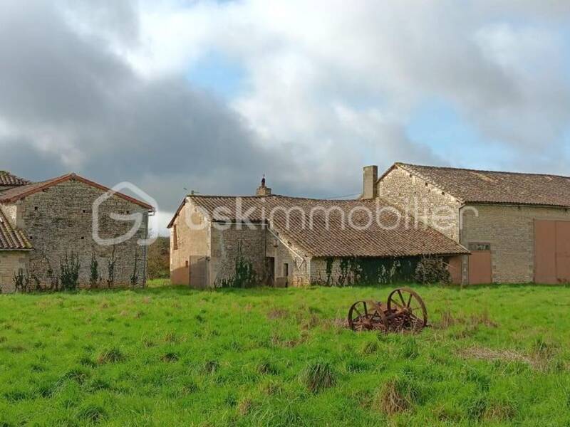 Maison à vendre, 112m², CHAMPAGNE LE SEC
