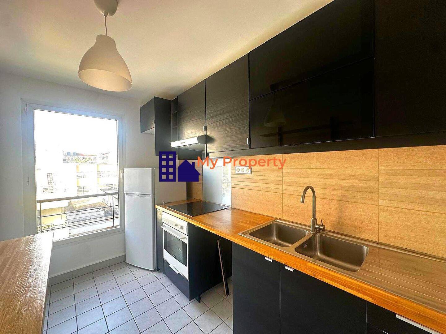 Maison à louer, 49m², COURBEVOIE