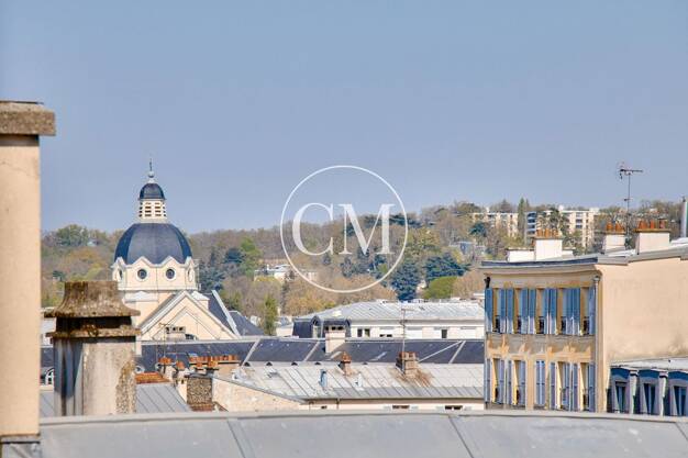 Appartement à vendre 798 000 € 5 pièces 3 chambres 146 m² Dernier étage, Étage 3/3 Notre Dame Versailles 78000