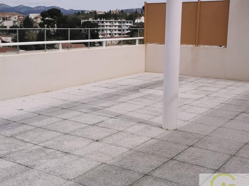 Maison à louer, 68m², MARSEILLE 13E