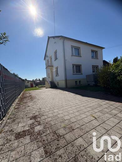 Maison à vendre 145 000 € 7 pièces 6 chambres 189 m² 800 m² de terrain Houvergarten-Centre Ville Creutzwald 57150