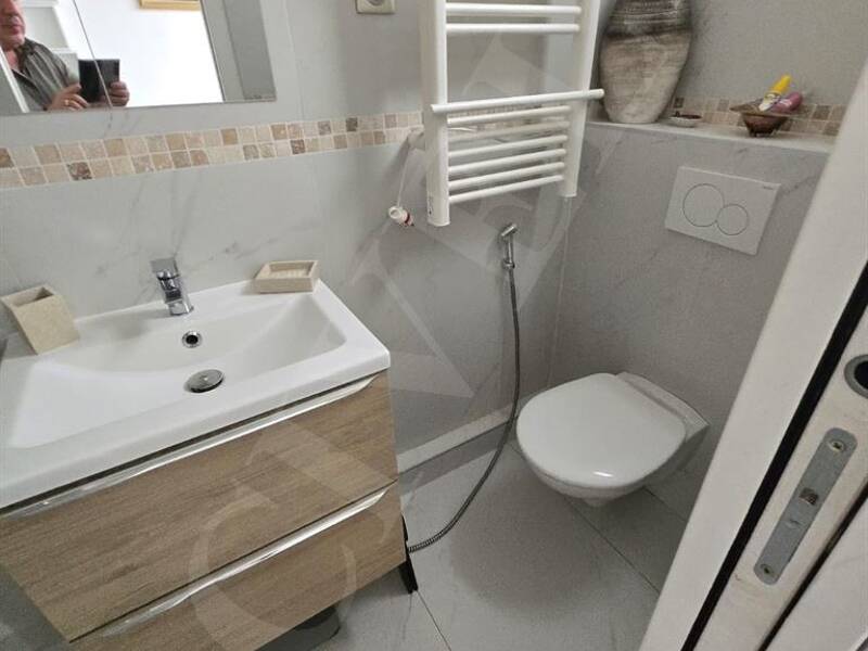 Maison à louer, 24m², PARIS 17E