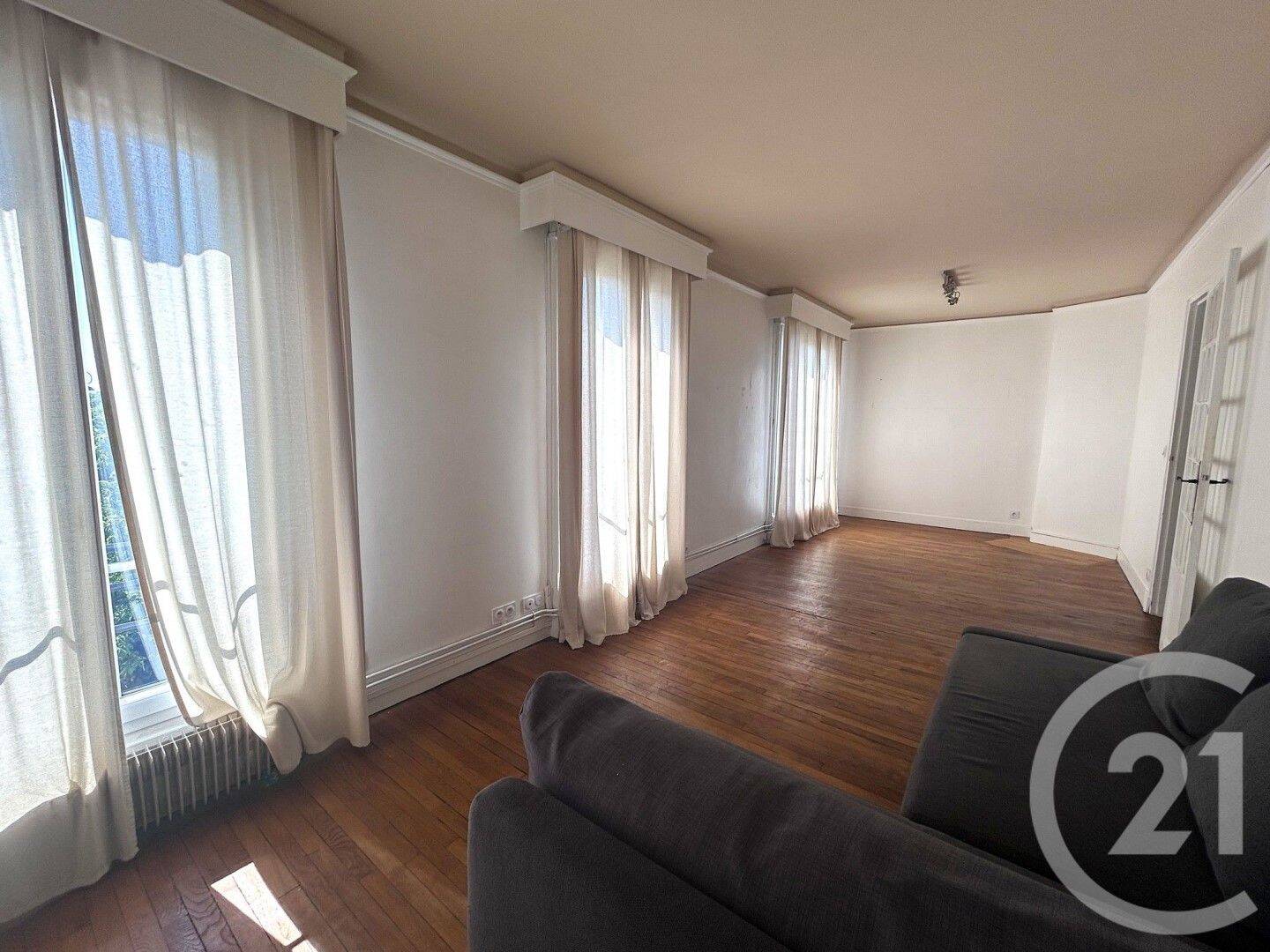 Maison à vendre, 43m², SAINT MAUR DES FOSSES