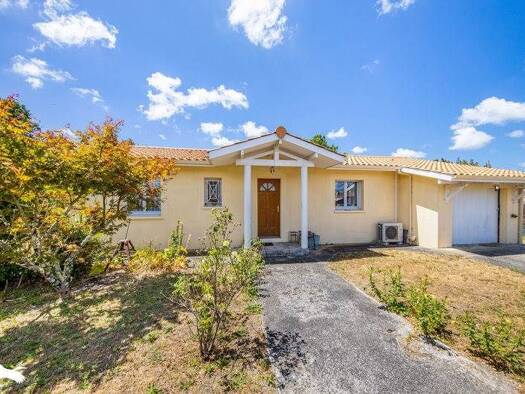 Maison à vendre 396 112 € 3 pièces 2 chambres 79 m² 807 m² de terrain Lege Bourg Lège-Cap-Ferret 33950