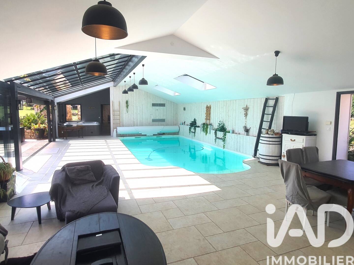 Maison à vendre, 329m², LE CHAMP SAINT PERE