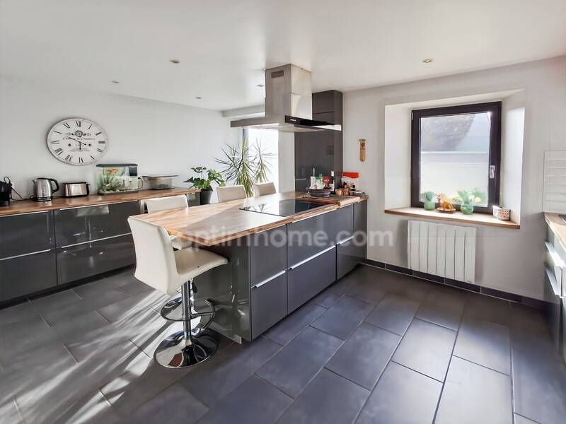 Maison à vendre, 165m², TREMBLAY LES VILLAGES