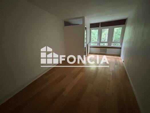 Appartement à louer 450 € 1 pièce 28,9 m² Étage 4/7 Brabois-Bois le Duc-Sapinière Vandœuvre-lès-Nancy 54500