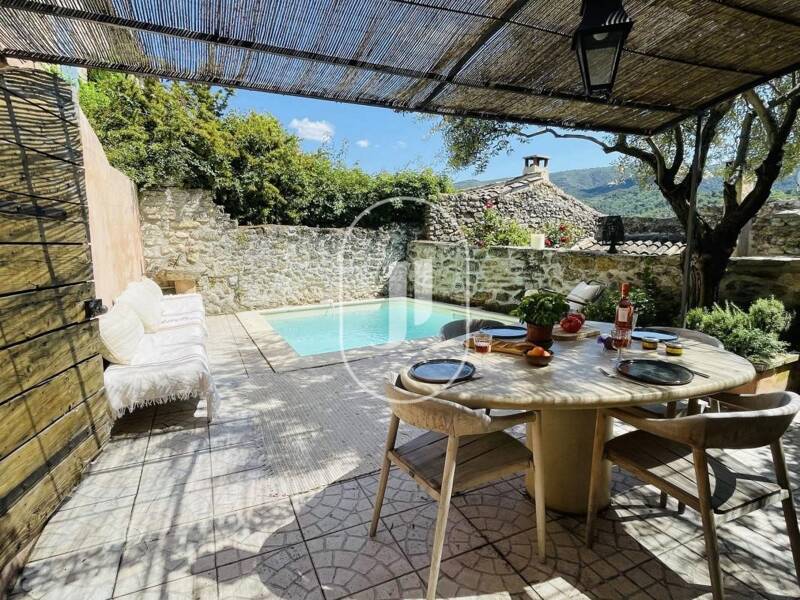 Maison à vendre, 122m², MENERBES