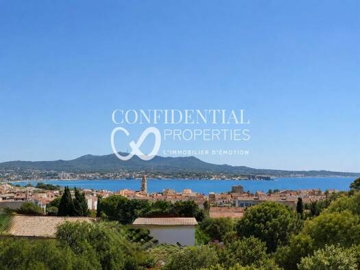 Duplex à vendre 1 522 500 € 6 pièces 4 chambres 164 m² 1 étages Sanary-sur-Mer 83110