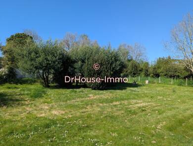 Terrain constructible à vendre 159 000 € 641 m² de terrain L Ile d Olonne 85340