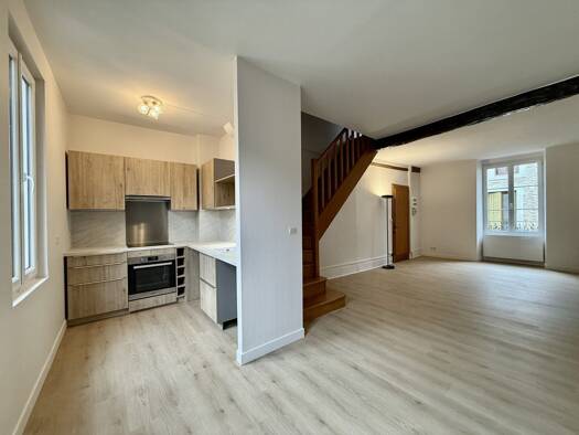 Duplex à louer 730 € 3 pièces 2 chambres 60 m² Étage 1/2 Milly-la-Forêt 91490