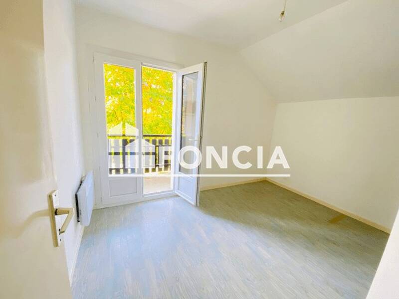 Maison à louer, 112m², VALLIERES