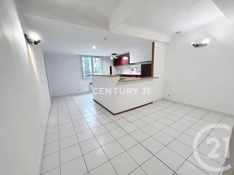 Maison à louer, 70m², CUGES LES PINS