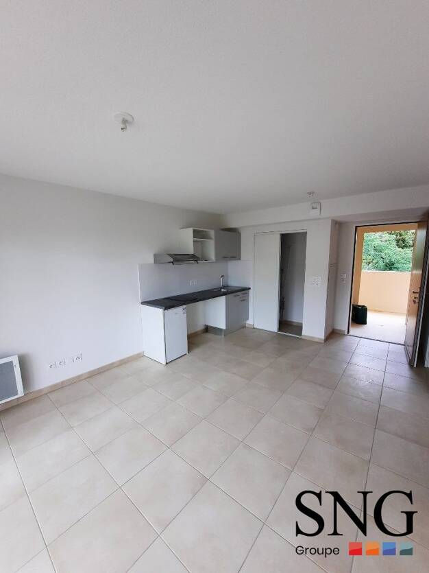 Appartement à louer 545 € 2 pièces 1 chambre 36,9 m² 3ème étage Montfavet Banlieue Avignon 84140