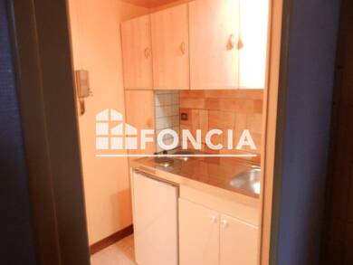 Appartement à louer 468 € 1 pièce 19,5 m² Étage 3/5 Bonlieu Annecy 74000