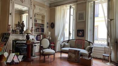 Appartement à vendre 159 000 € 5 pièces 3 chambres 148,3 m² Étage 1/3 St Etienne 42000