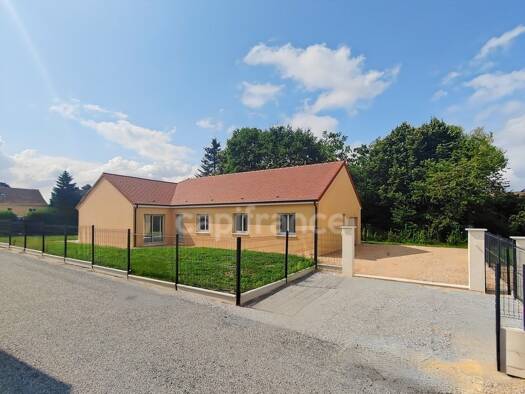 Maison de plain-pied à vendre - neuf 375 000 € 6 pièces 4 chambres 146 m² 684 m² de terrain Demigny 71150