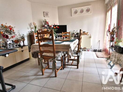 Appartement à vendre 95 000 € 2 pièces 1 chambre 38,67 m² Étage 2/3 Ville Basse-Centre Montereau-Fault-Yonne 77130