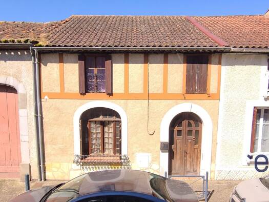 Maison à vendre 88 000 € 5 pièces 4 chambres 120 m² 174 m² de terrain Maubourguet 65700